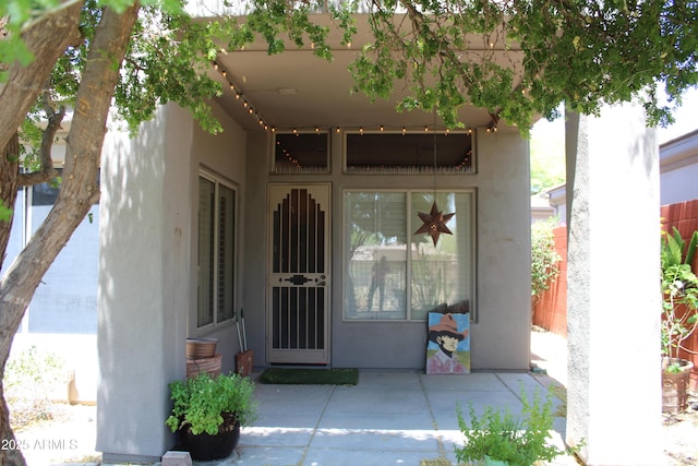 34464 N 68th Way, Scottsdale, AZ 85266 - entrance to property featuring stucco siding and a patio area