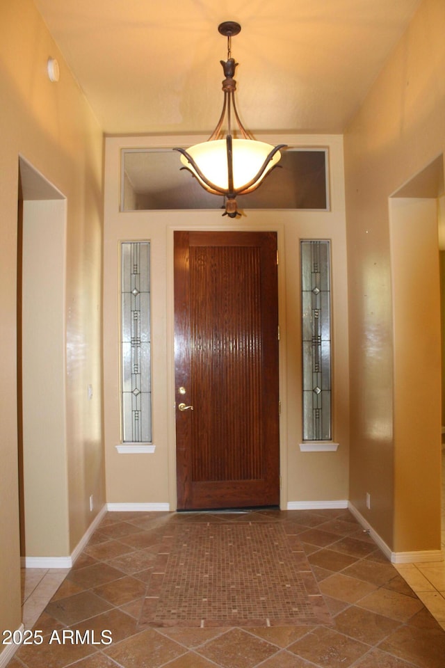 34464 N 68th Way, Scottsdale, AZ 85266 - entrance foyer with baseboards