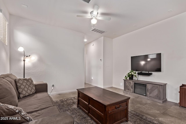 932 W Capulin Trl, San Tan Valley, AZ 85140 - living area featuring ceiling fan and baseboards