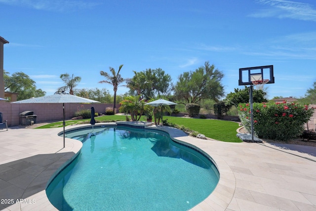 26647 N 43rd St N, Cave Creek, AZ 85331 - view of pool featuring a fenced backyard, a patio, and grilling area