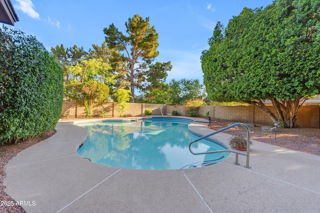 8604 S Oak St, Tempe, AZ 85284 - view of swimming pool with a fenced backyard and a patio area