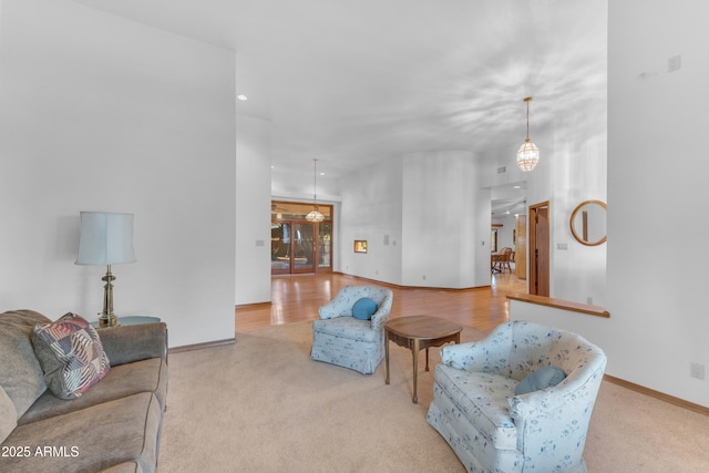 8604 S Oak St, Tempe, AZ 85284 - carpeted living room featuring baseboards and recessed lighting