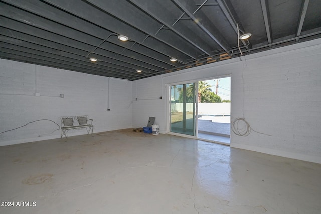 6312 N 13th St, Phoenix, AZ 85014 - view of garage