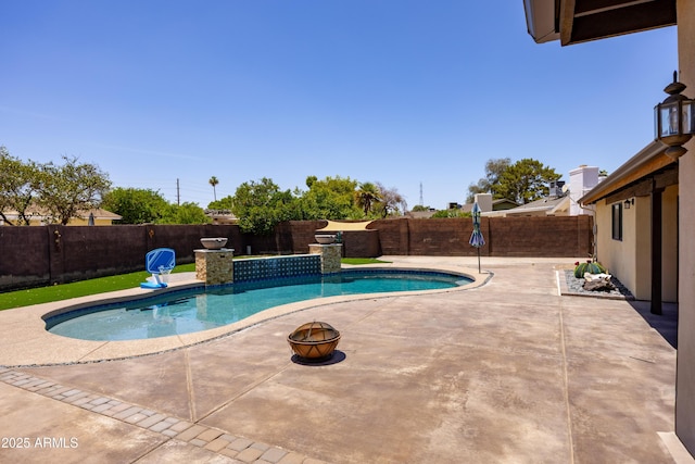1551 E Glencove St, Mesa, AZ 85203 - view of swimming pool with a patio, a fire pit, and a fenced backyard
