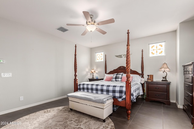 bedroom featuring ceiling fan