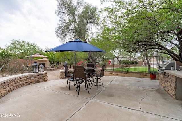 2221 W Calle De Las Estrella Way, Phoenix, AZ 85085 - fenced backyard featuring outdoor dining space, a patio area, and a grill