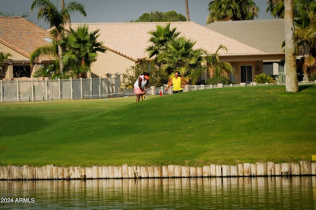 view of yard featuring a water view