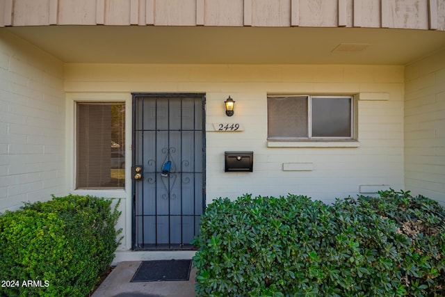 view of property entrance