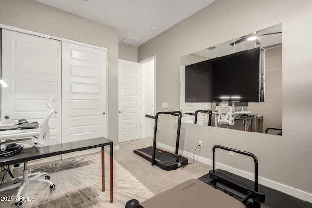 workout room with carpet floors