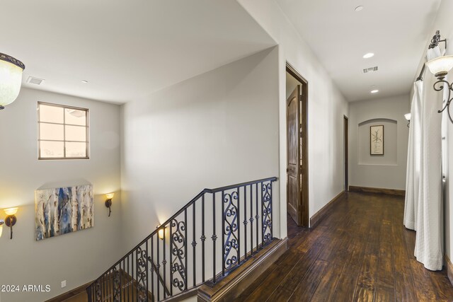 10125 E Cortez Dr, Scottsdale, AZ 85260 - hall featuring hardwood / wood-style floors, an upstairs landing, and recessed lighting