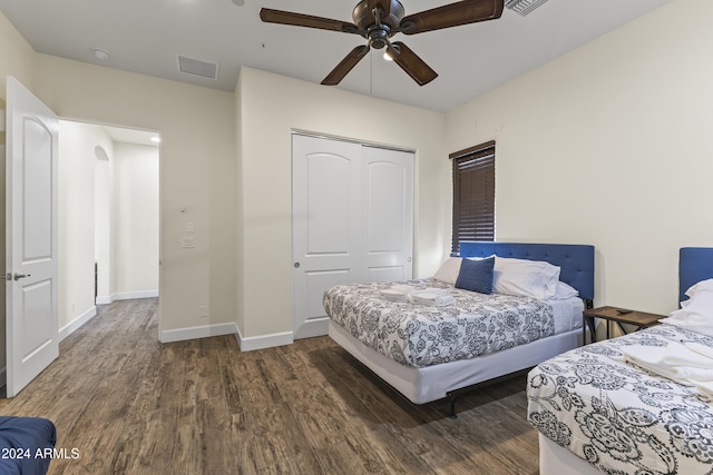10125 E Cortez Dr, Scottsdale, AZ 85260 - bedroom with wood finished floors, a closet, and a ceiling fan