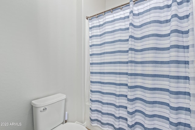 full bath with toilet