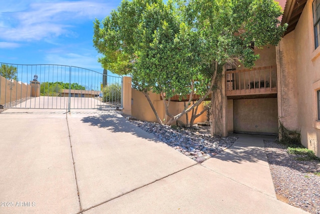 1338 W Mountain View Dr, Mesa, AZ 85201 - view of gate
