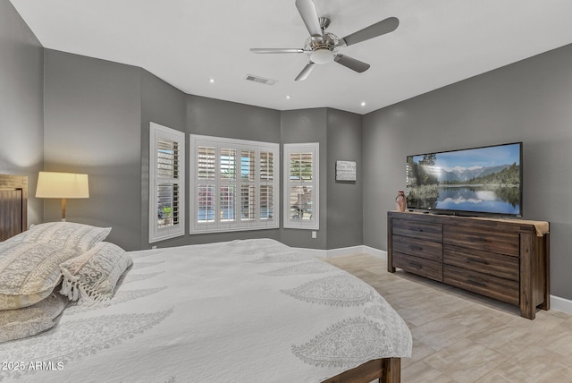 bedroom with visible vents, a ceiling fan, recessed lighting, and baseboards