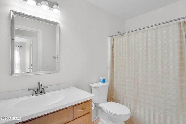 10304 E Plata Ave, Mesa, AZ 85212 - full bath with vanity and curtained shower