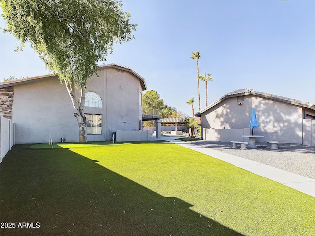 4530 W Misty Willow Ln, Glendale, AZ 85310 - view of yard
