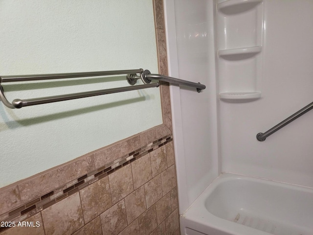 720 N 82nd St Unit E116, Scottsdale, AZ 85257 - view of full bathroom