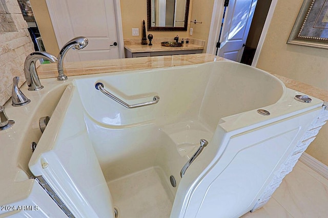 bathroom featuring a tub