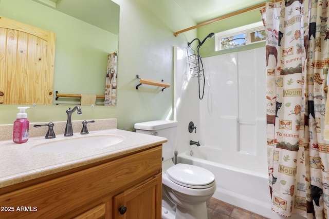6602 W Dogwood Ln, Pine, AZ 85544 - bathroom featuring vanity, toilet, and shower / tub combo