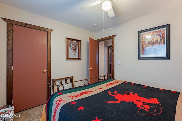 bedroom featuring ceiling fan