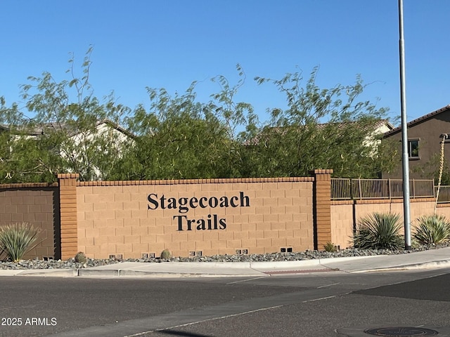 1940 W Expressman St, Apache Junction, AZ 85120 - view of community sign