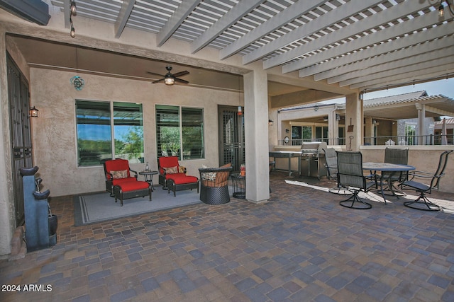 view of patio with a pergola and ceiling fan