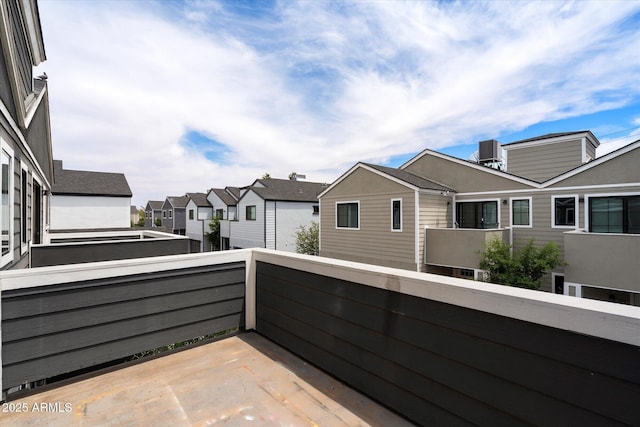 2604 N 27th St Unit 4, Phoenix, AZ 85008 - balcony featuring a residential view