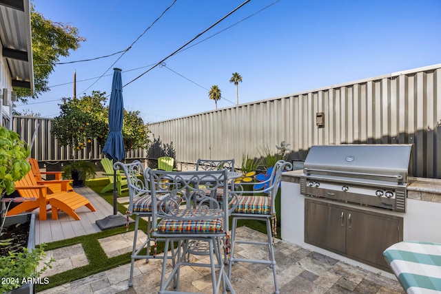 view of patio / terrace with area for grilling and grilling area