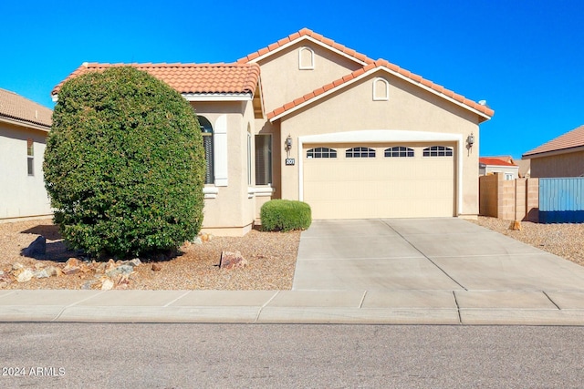 view of front facade featuring a garage