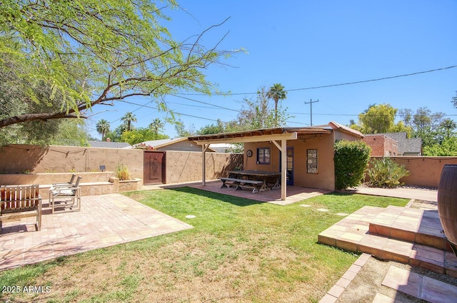 514 W Monte Vista Rd, Phoenix, AZ 85003 - view of yard with a patio area