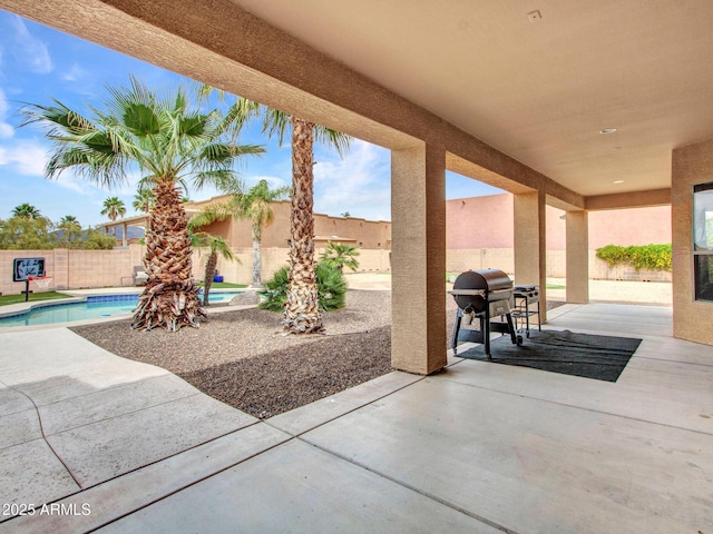 2724 W Fernwood Dr, Phoenix, AZ 85086 - view of patio / terrace with a fenced backyard and a fenced in pool