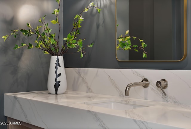 10220 N 66th St, Paradise Valley, AZ 85253 - view of bathroom