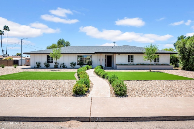 2712 N 20th Dr, Phoenix, AZ 85009 - view of ranch-style house