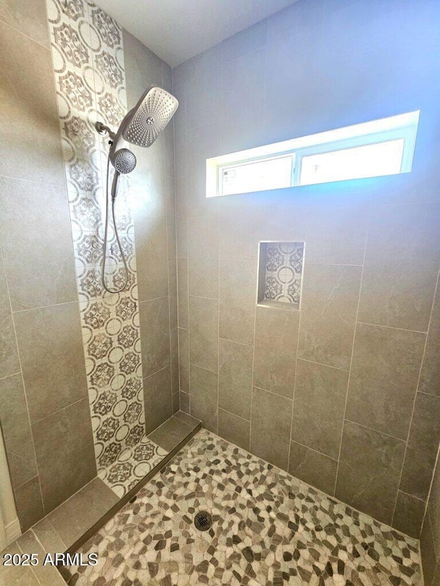 38167 W San Juan Ave, Tonopah, AZ 85354 - full bathroom featuring tiled shower