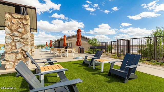 14659 W Sand Hills Rd, Surprise, AZ 85387 - view of yard with a patio area