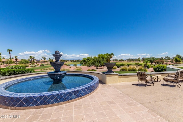 view of swimming pool