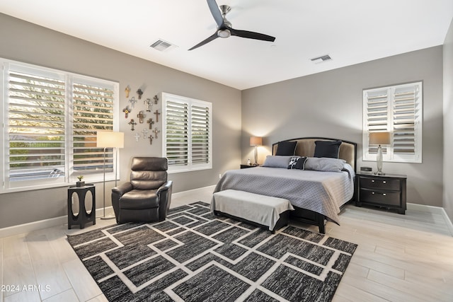 bedroom featuring ceiling fan