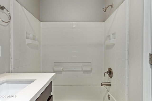 2000 N 36th St Unit 20, Phoenix, AZ 85008 - bathroom with vanity and  shower combination