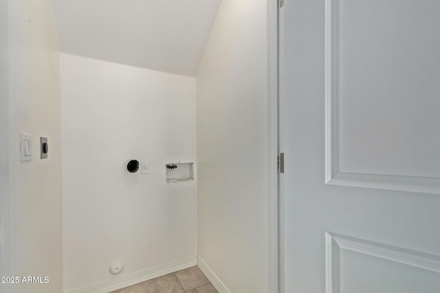 2000 N 36th St Unit 20, Phoenix, AZ 85008 - laundry area with hookup for an electric dryer, hookup for a washing machine, gas dryer hookup, and light tile patterned floors