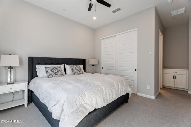 28500 N Camel Rock Ct, Rio Verde, AZ 85263 - carpeted bedroom featuring a closet, baseboards, visible vents, and a ceiling fan