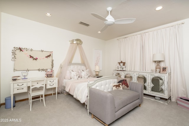 bedroom featuring a ceiling fan, carpet, visible vents, baseboards, and recessed lighting