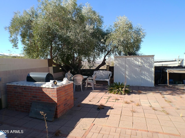 211 W Kiser St, Superior, AZ 85173 - view of patio / terrace with exterior kitchen