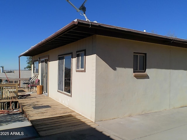 211 W Kiser St, Superior, AZ 85173 - view of side of home featuring a wooden deck