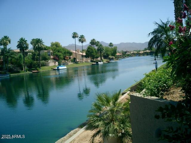 water view featuring a mountain view