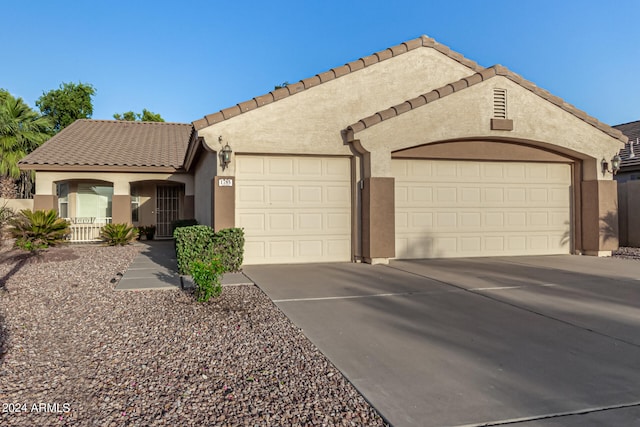 view of front of house featuring a garage