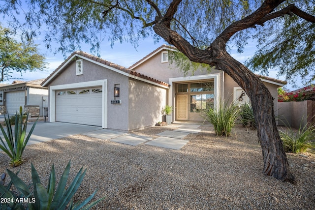 view of front of property