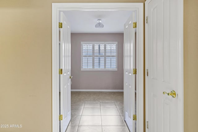 625 W Douglas Ave, Gilbert, AZ 85233 - hall featuring baseboards