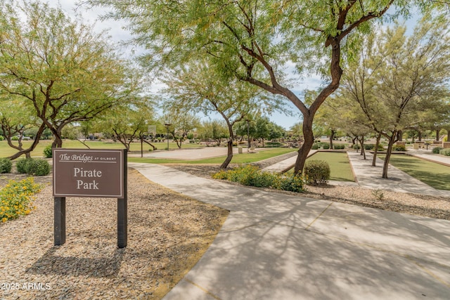 3501 E Apricot Ln, Gilbert, AZ 85298 - view of home's community