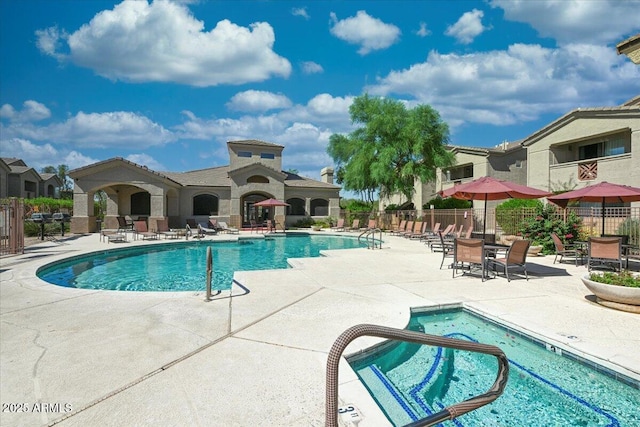 29606 N Tatum Blvd N Unit 265, Cave Creek, AZ 85331 - community pool featuring a patio area