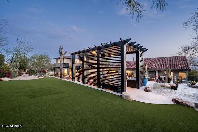 view of yard featuring a pergola and a patio